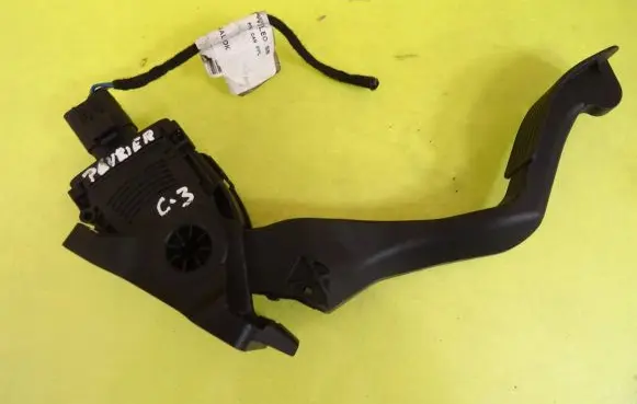 Peugeot 207 Accelerator throttle pedal 6PV00908300 6PV009083-00