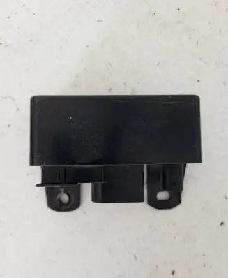 Mercedes-Benz E W211 Glow plug pre-heat relay