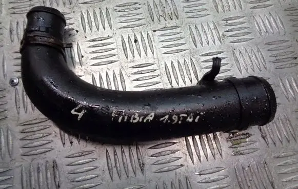 Skoda Fabia Mk1 (6Y) Air intake hose/pipe