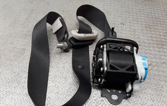 Mazda 6 Front seatbelt TKAH2EH948 TKAH2EH968