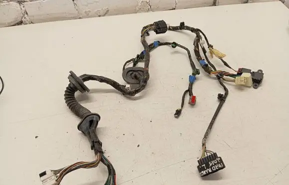 Ford Ranger Front door wiring loom AB3914A584 12710843