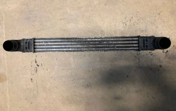 Ford Galaxy Intercooler radiator 1475805 95VW9L440AA