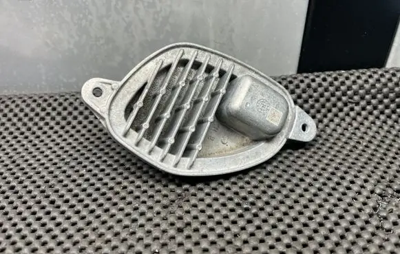 BMW 1 F40 Light module LCM 90145280