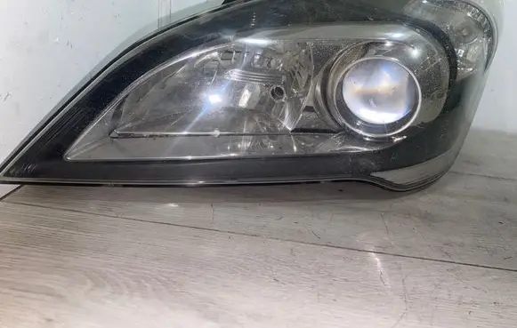 KIA Ceed Headlight/headlamp 9210141h