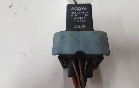 Volvo V50 Glow plug pre-heat relay 3M5T12A343AA 51252003