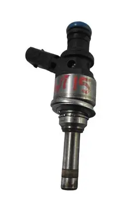 Audi A6 S6 C6 4F Fuel injector 06E036G