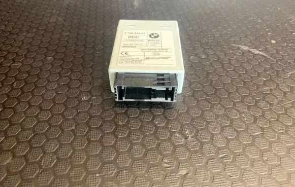 BMW 7 F01 F02 F03 F04 Tire pressure control unit 053100100605 1000003526 6790839