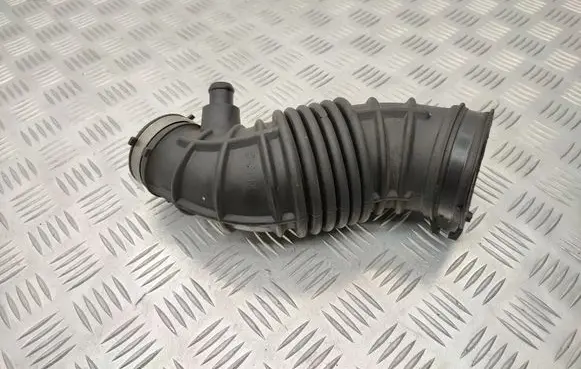 KIA Sorento Turbo air intake inlet pipe/hose 28130C5300