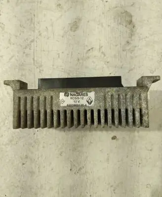 Renault Scenic III - Grand scenic III Glow plug pre-heat relay 8200558438A RCS812