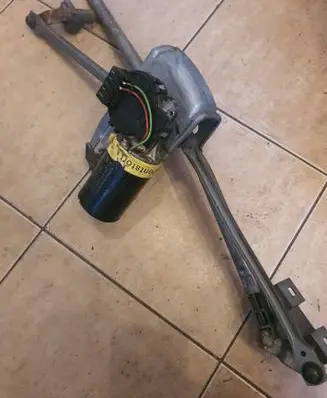 Audi A6 S6 C4 4A Wiper motor 0390241330