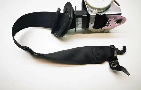 BMW 3 E90 E91 Front seatbelt 33052212 33059849