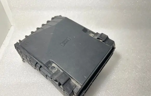 Volkswagen PASSAT B7 Fuse box set 3C0971249 1K0937132G 3C1913501