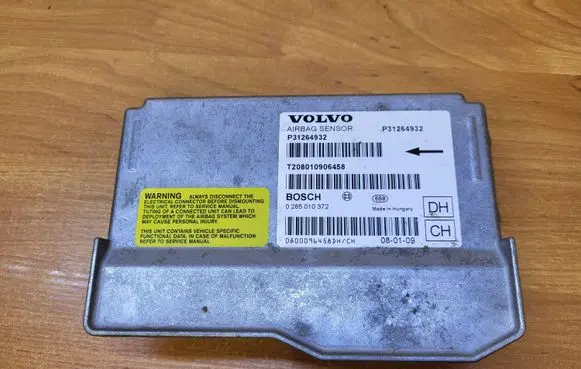 Volvo V70 Airbag control unit/module P31264932 0285010372 T208010906458