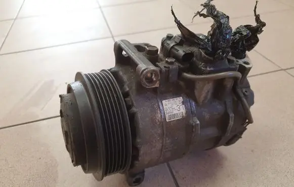 Mercedes-Benz E W212 Air conditioning (A/C) compressor (pump) A0022303111