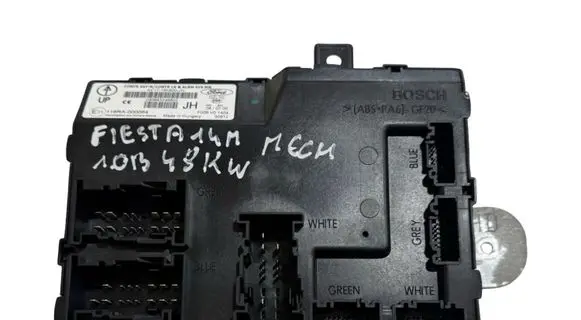 Ford Fiesta Door central lock control unit/module AV1T15K600JH F005V01404 030683246602