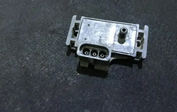 Renault Laguna I Air pressure sensor GM466 8765296