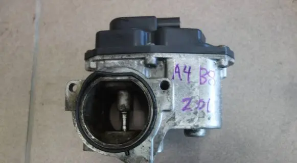 Audi A4 S4 B8 8K EGR valve 03L131501D 28570511