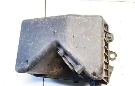 KIA Carnival Air filter box k558