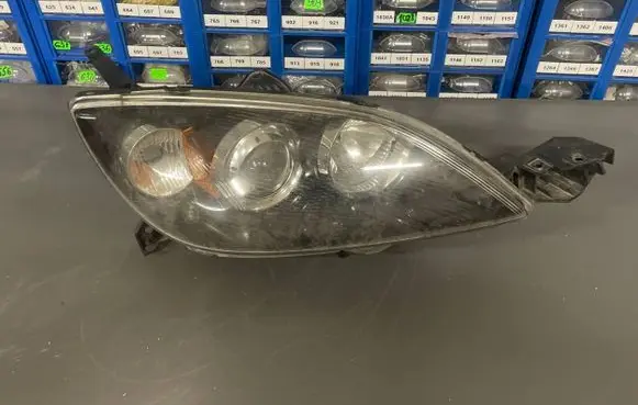 Mazda 3 I Headlight/headlamp P2951