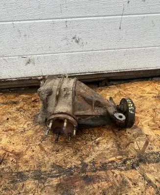 Mercedes-Benz E W124 Rear differential F3267