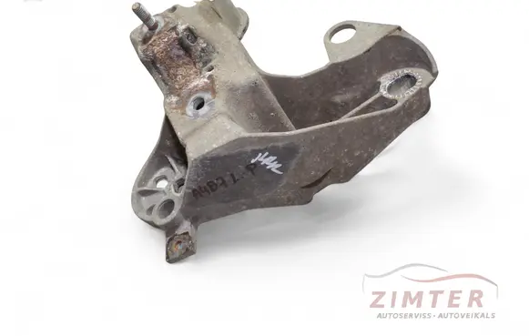Engine mounting bracket