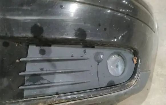 Volvo S40 Front bumper lower grill