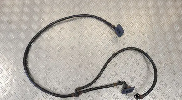 Land Rover Discovery 3 - LR3 Headlight washer hose/pipe 