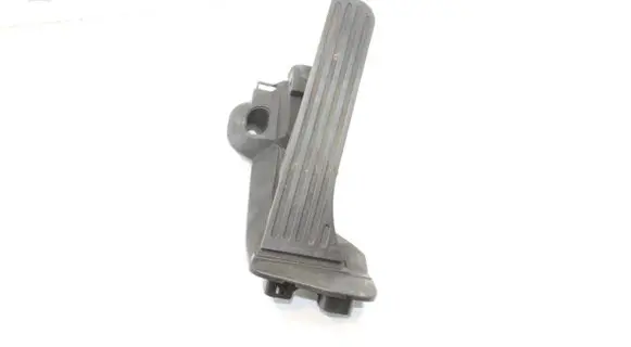 Volkswagen PASSAT CC Accelerator throttle pedal 74390500 1K2723503AJ