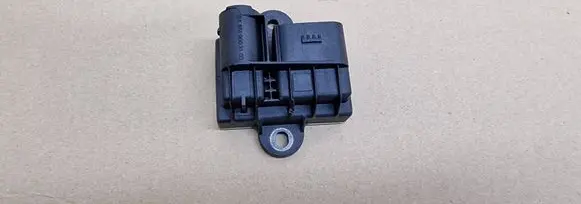 Mercedes-Benz C W205 Glow plug pre-heat relay A6519003103