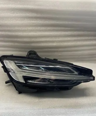 Volvo V60 Headlight/headlamp