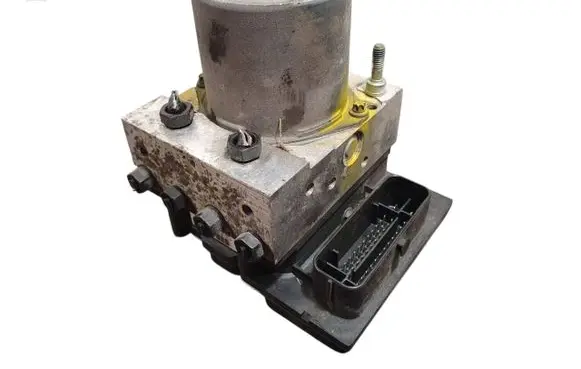 Audi A6 S6 C6 4F ABS Pump 4F0614517 4F0910517D