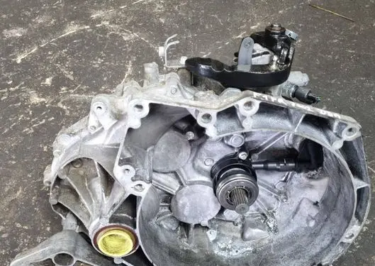 Ford Focus Manual 6 speed gearbox F1FR7002DDA