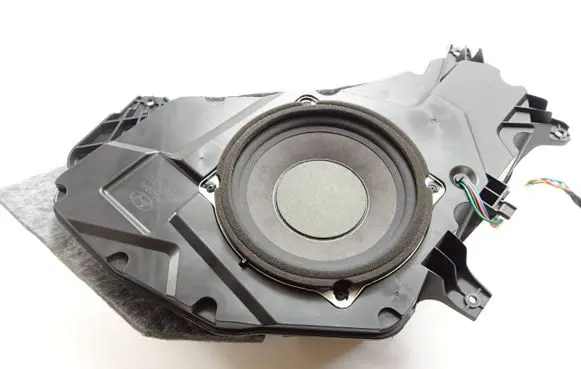 Hyundai ix35 Subwoofer speaker 963802S000
