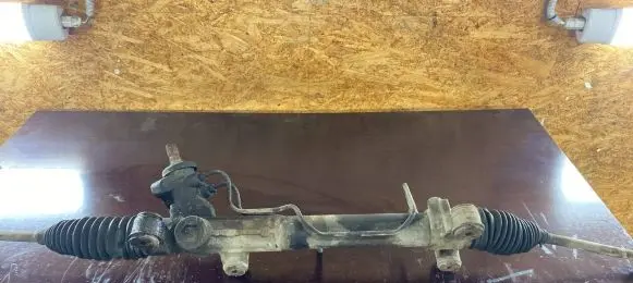 Toyota Avensis Verso Steering rack