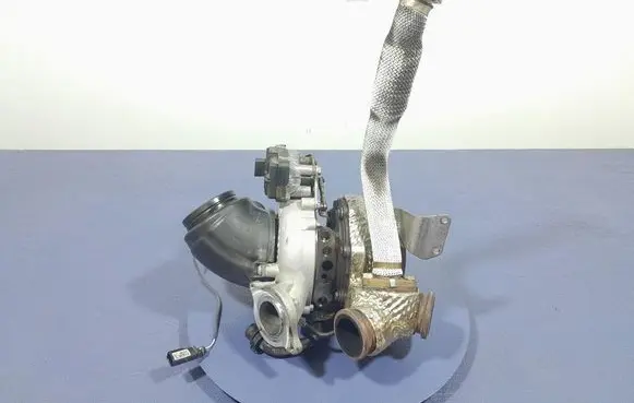 Audi Q7 4L Turbo system vacuum part 059145873DB