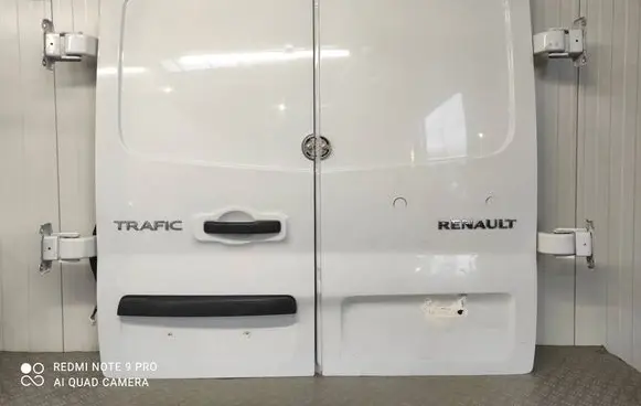 Renault Trafic III (X82) Back/rear loading door DRZWITYLNEKOMPLET TWOJEAUTO882182990 TRAFICIIITALENTO
