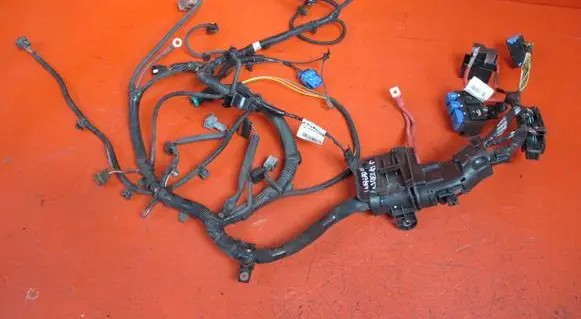 Dacia Sandero Engine installation wiring loom 240115461R