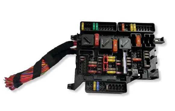 BMW 2 F46 Fuse module 9360501