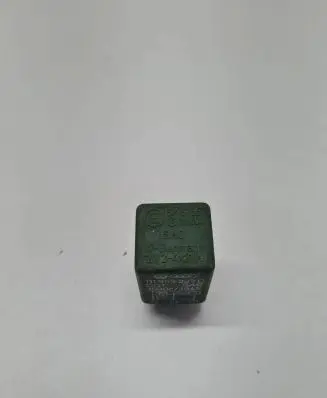 Volkswagen Transporter - Caravelle T4 Other relay 111953227D J5906J945