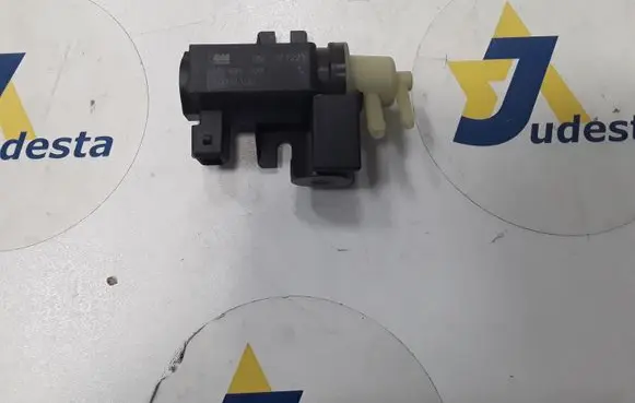 Opel Corsa D Turbo system vacuum part 55494509