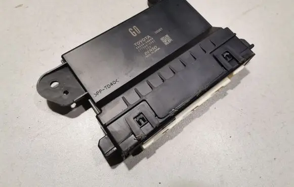 Lexus RX 450H Other control units/modules 8865048G00