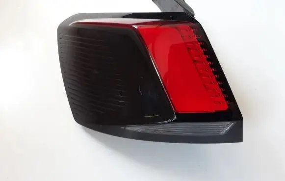 Peugeot 3008 II Rear/tail lights 9810477180