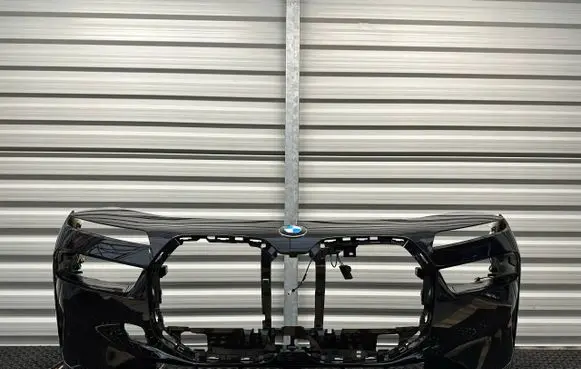 BMW 7 G70 Front bumper