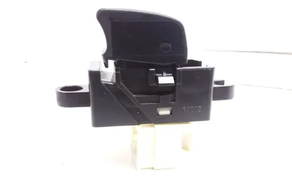 Subaru Impreza II Electric window control switch 1Y22Z