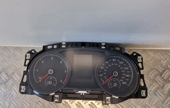 Volkswagen Golf VII Speedometer (instrument cluster) 5G0920961A