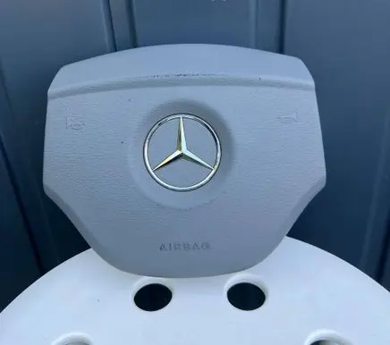 Mercedes-Benz ML W164 Steering wheel airbag A1644600098