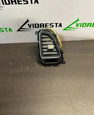 Honda HR-V Dashboard air vent grill cover trim 