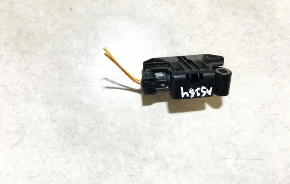 Volvo S60 Airbag deployment crash/impact sensor