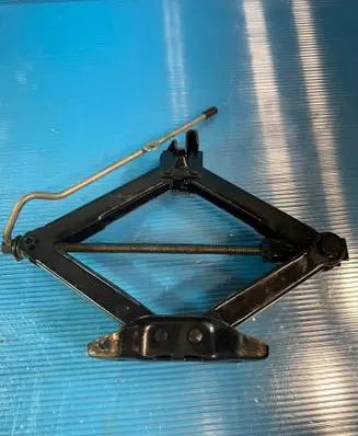 Volvo V50 Lift Jack 