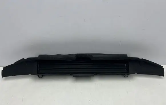 Audi e-tron Radiator trim 4KE121223